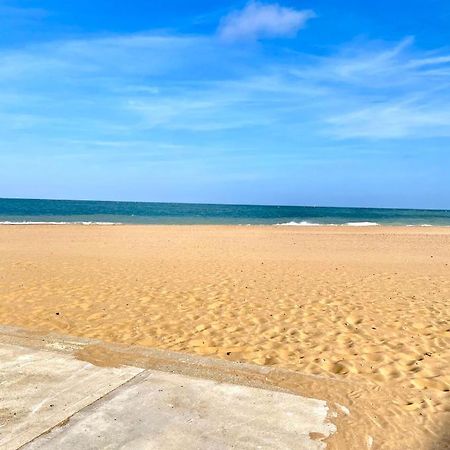 Royal Harbour Retreat Sea Views & Pool Table Appartamento Ramsgate Esterno foto